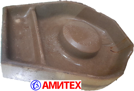 Корыто полимербетонное кормового аппарата с отсеком для воды и выступом для подачи корма