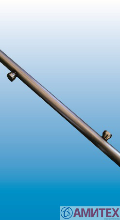 Труба из нержавеющей стали с креплениями для форсунок