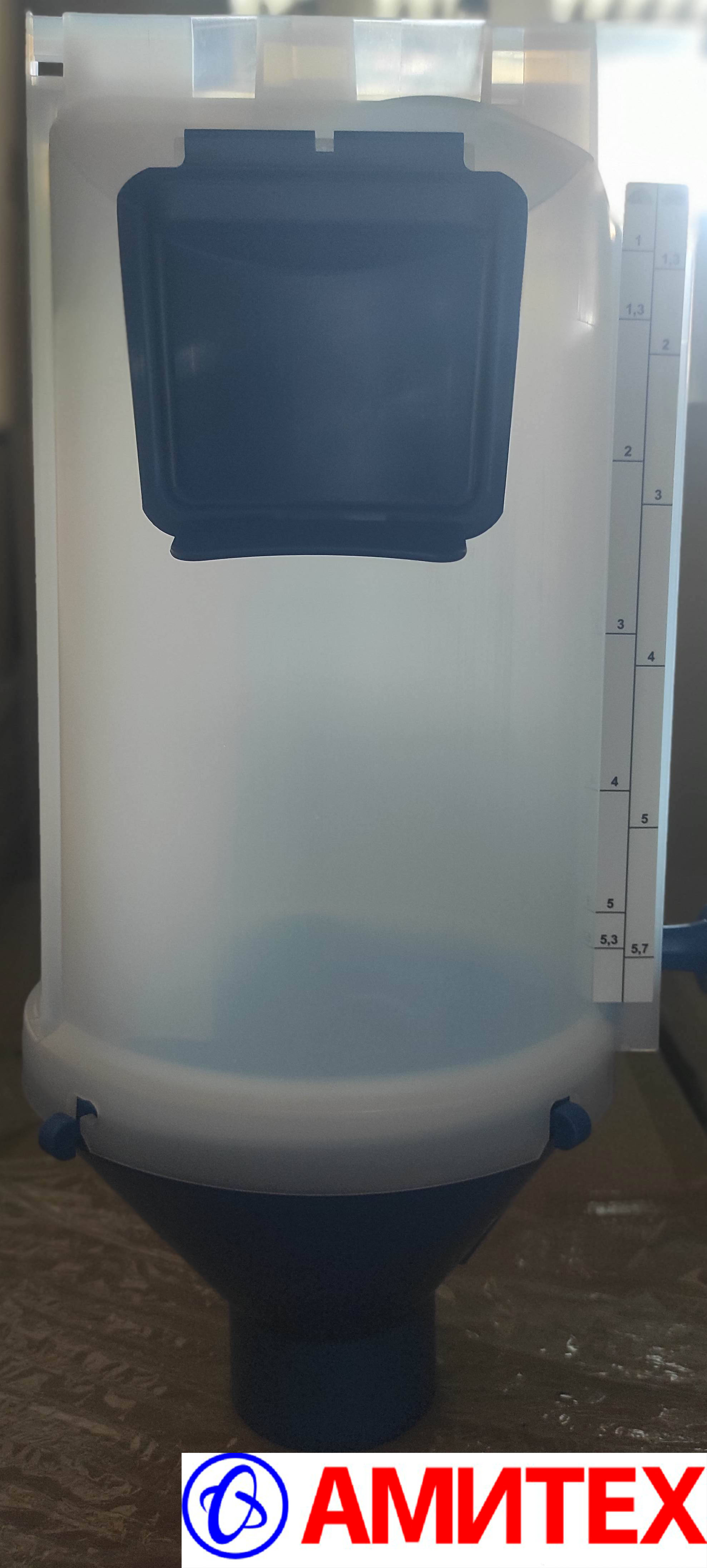 Дозатор корма 6л GMT