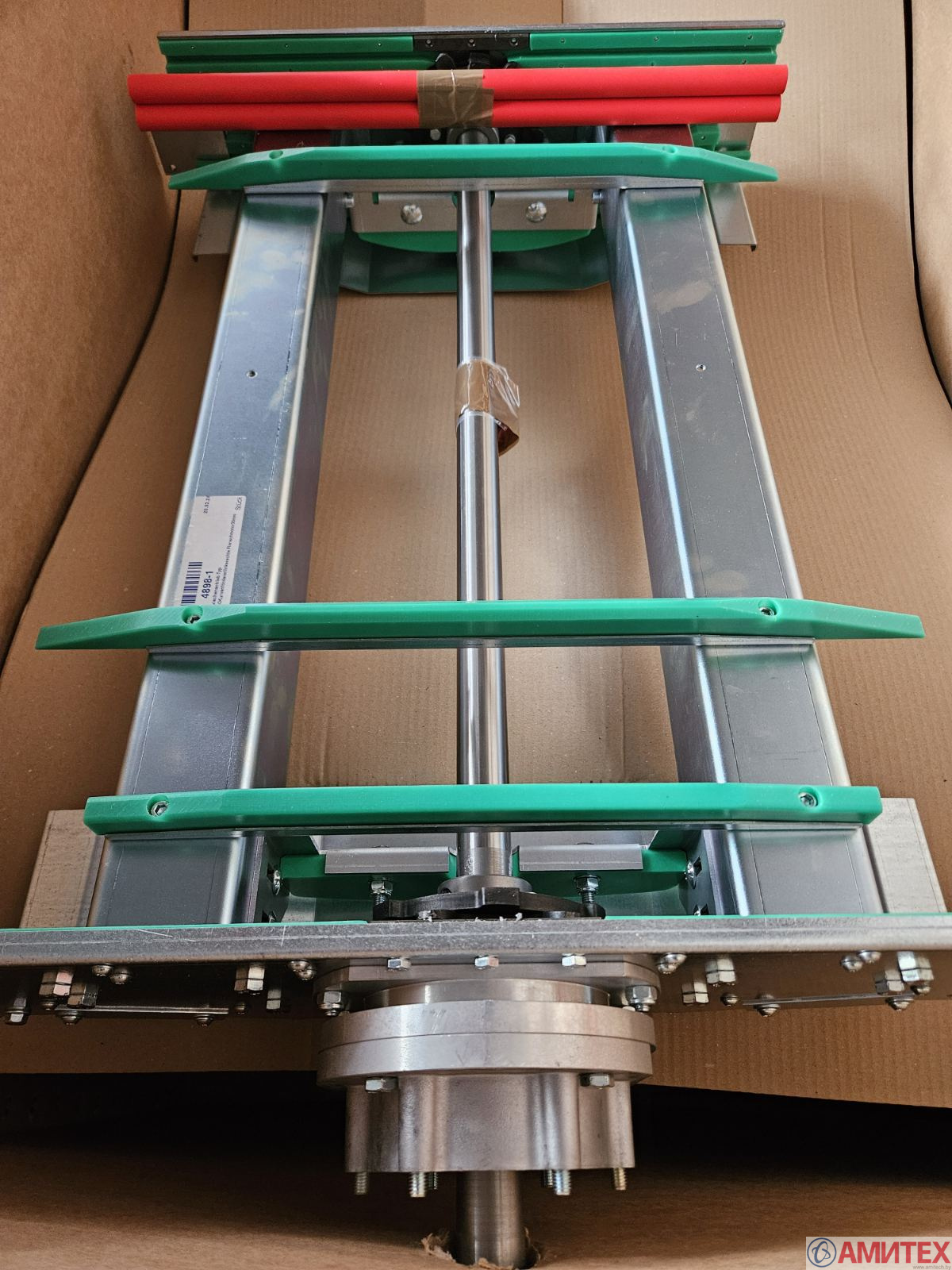 Промежуточный привод для конвейера яйцесбора Lubing 750