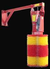 Щетка-чесалка маятниковая для коров