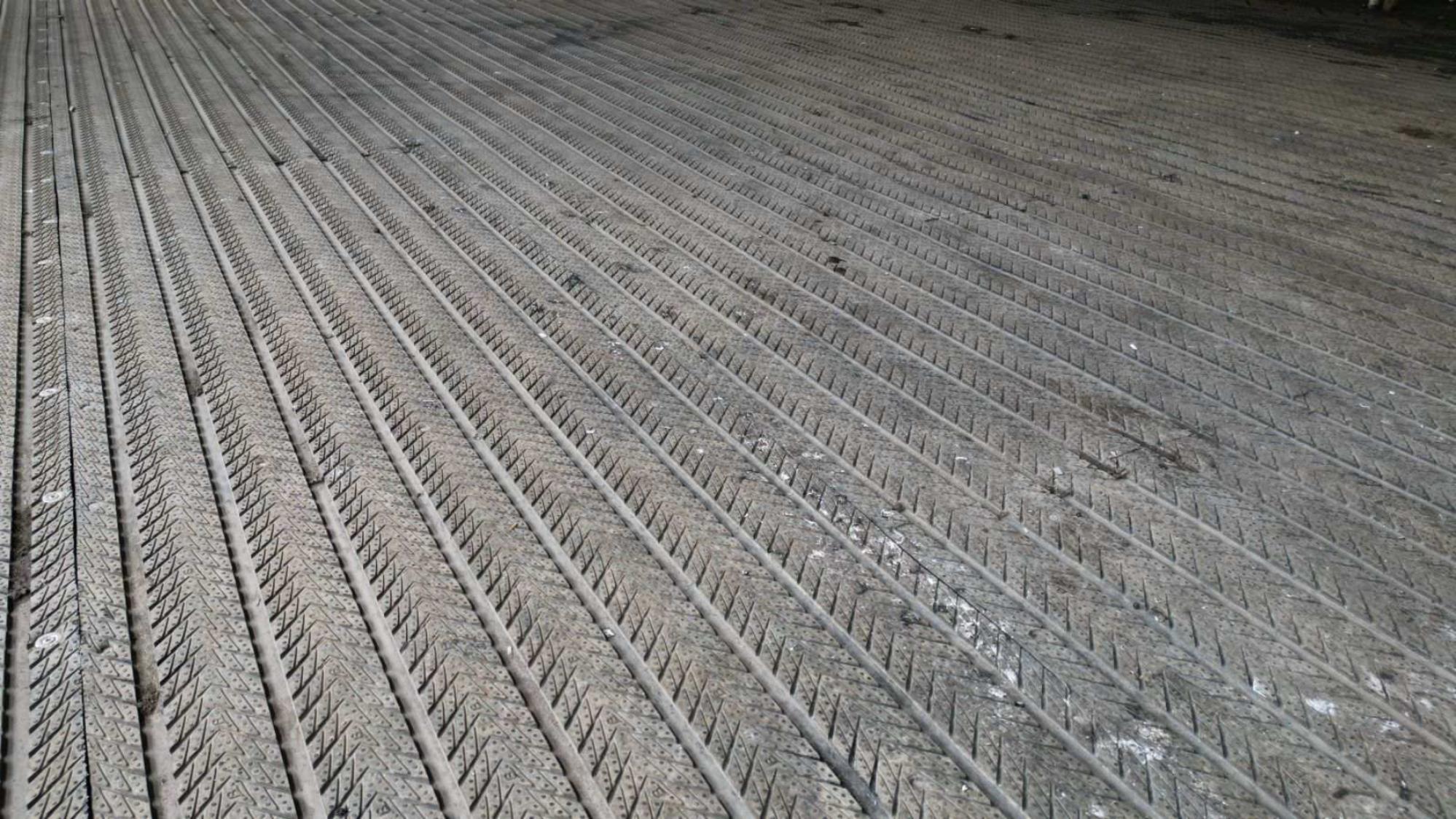 Резиновое покрытие Magellan 16мм в навозные проходы 